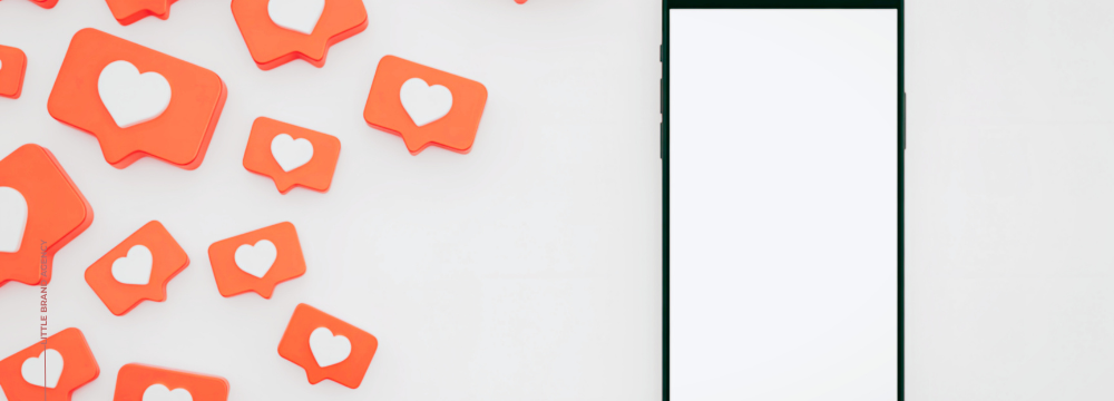Servicios_redes sociales_móvil con me gusta_1000x360